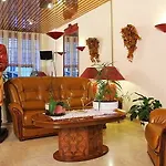 호텔 Maison Monceau 4*