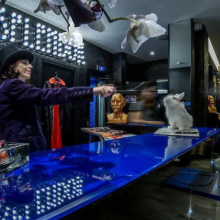 Hotel Maison Monceau 4*