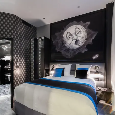 Hotel Splendor Elysees Paris