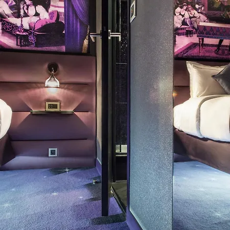 Splendor Elysees Hotel Paris