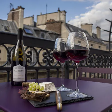Hotel Splendor Elysees Paris