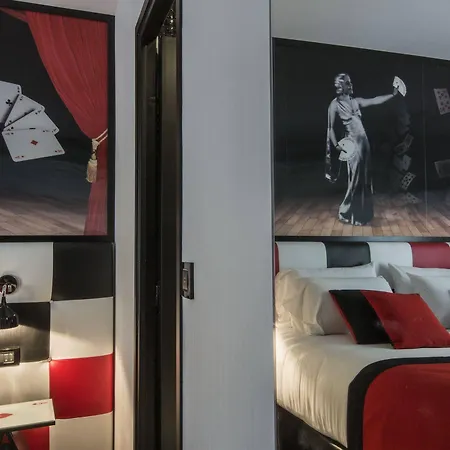 Splendor Elysees 3* Paris