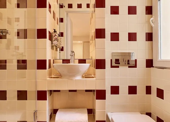 호텔 Maison Monceau 4*