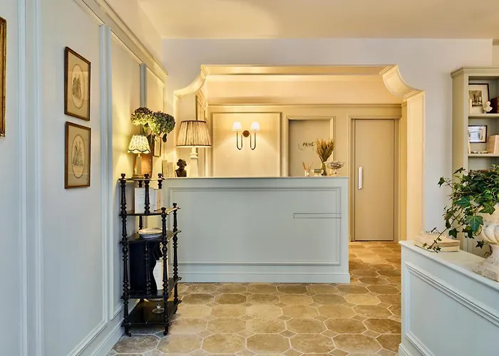 Hotel Maison Monceau Paris