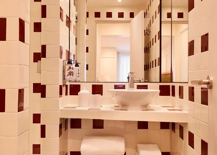 Maison Monceau 4*
