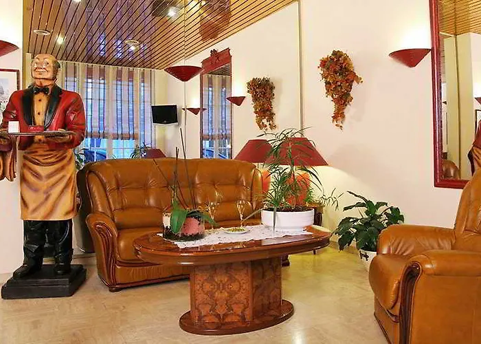 Hotel Maison Monceau 4*