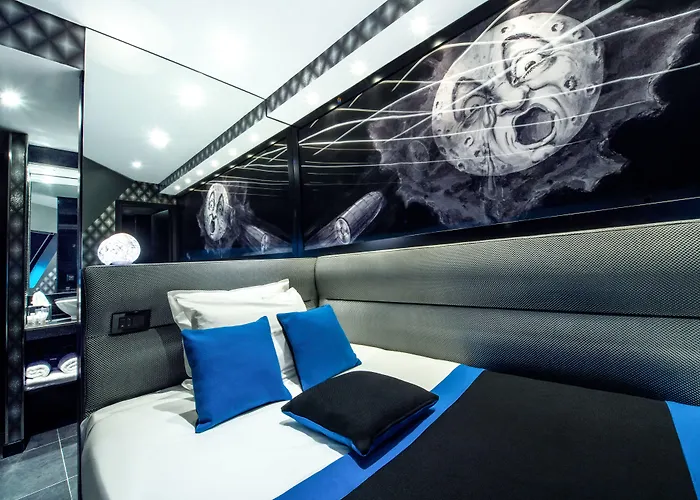 Hotel Splendor Elysées 4*