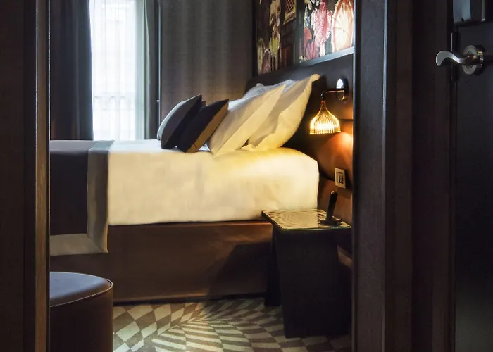 Splendor Elysées Hotel París